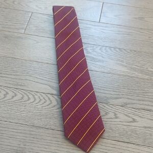 Men's Burberry Elegant Burgundy & Gold Striped Silk Tie - Like New